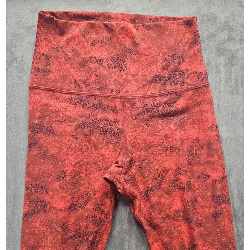 Lululemon High Rise Floral Print Leggings Red Black Size 4 W5CVNS Activewear